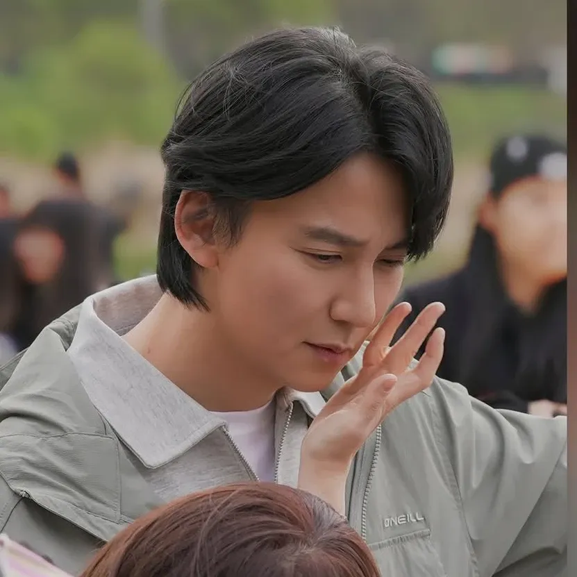 Behind-the-scenes cut of Kim Namgil
