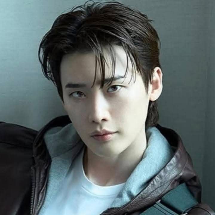 粉絲拍下的李鍾碩瞬間