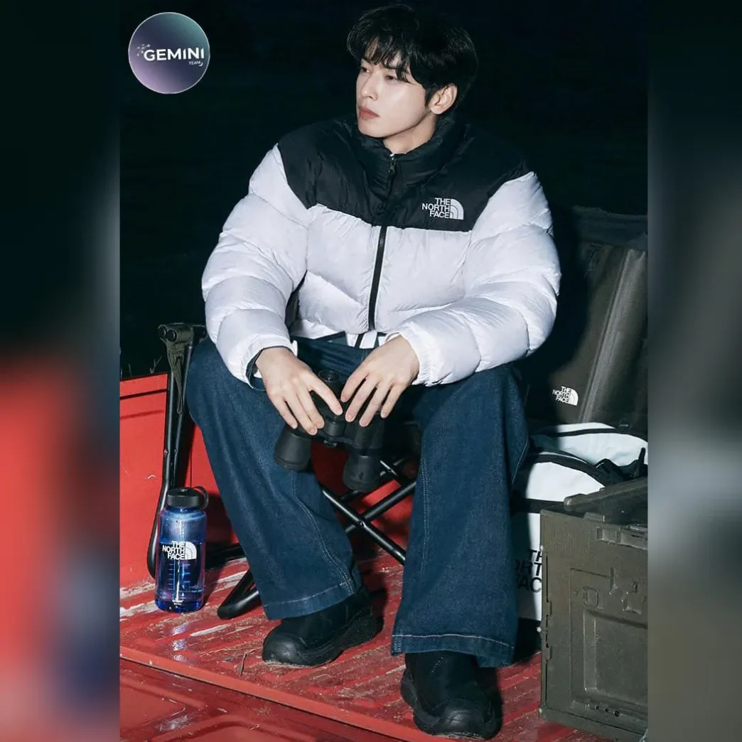 Behind-the-scenes cut of Cha Eunwoo