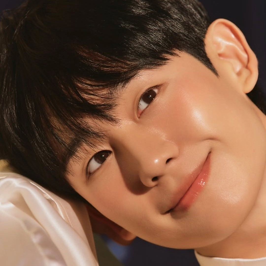 粉絲拍下的丁海寅瞬間