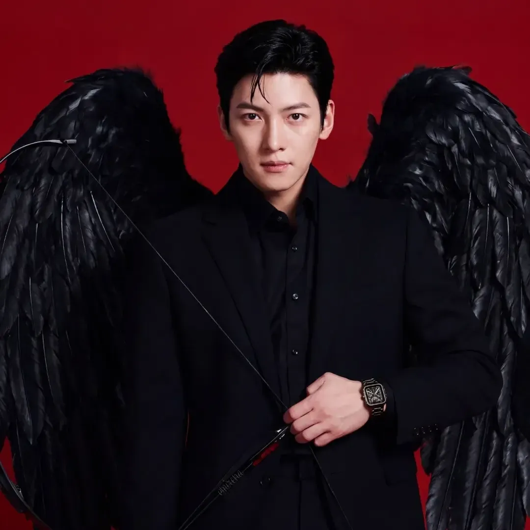 Behind-the-scenes cut of Ji Changwook
