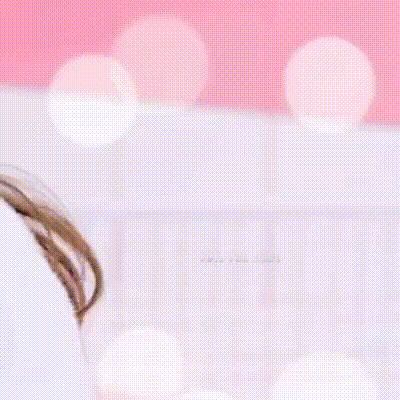 Behind-the-scenes cut of Jisoo (1995)