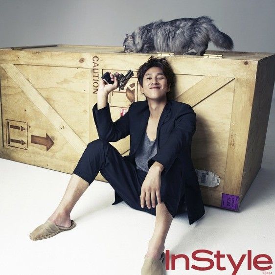 Behind-the-scenes cut of Lee Sunkyun