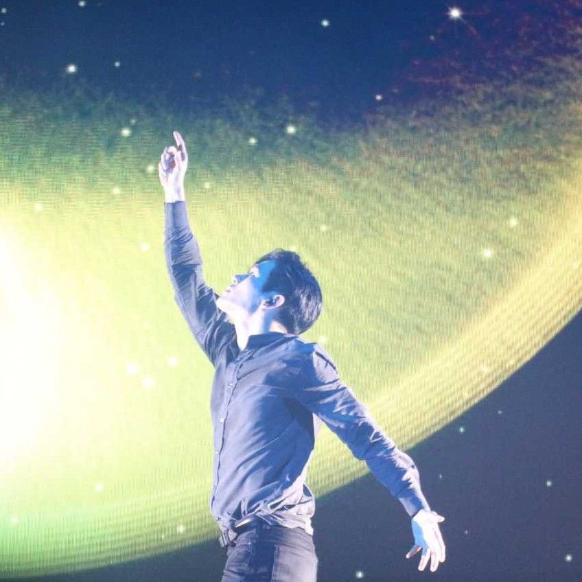 Recent activity shot of Hoya