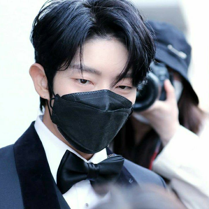 Recent activity shot of Lee Joongi