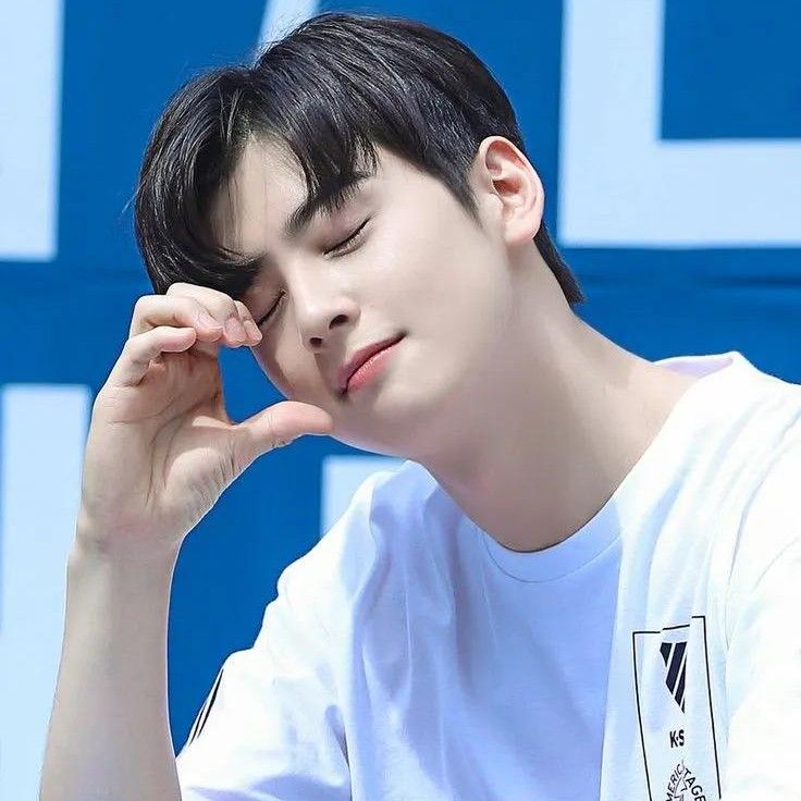 粉丝拍下的车银优瞬间