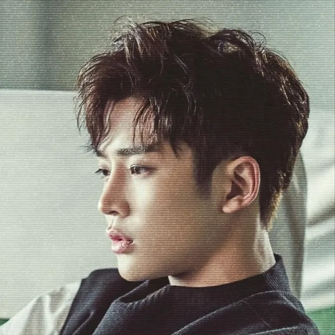 粉丝拍下的路云瞬间