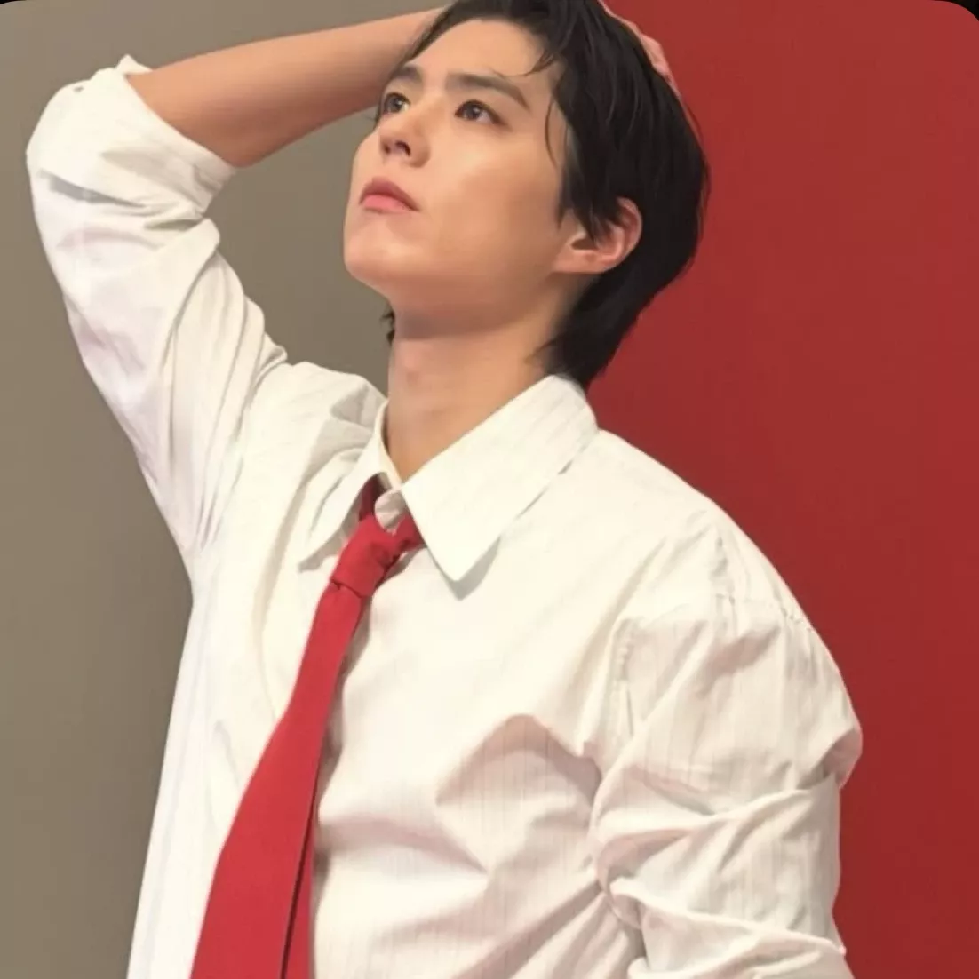 Behind-the-scenes cut of Park Bogum