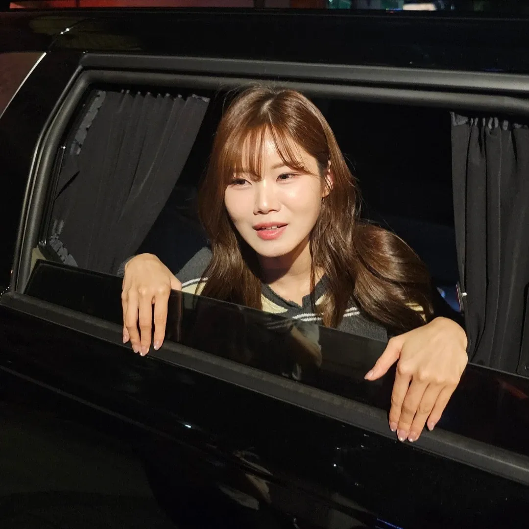 A moment captured by a fan of Bae Ahyeon