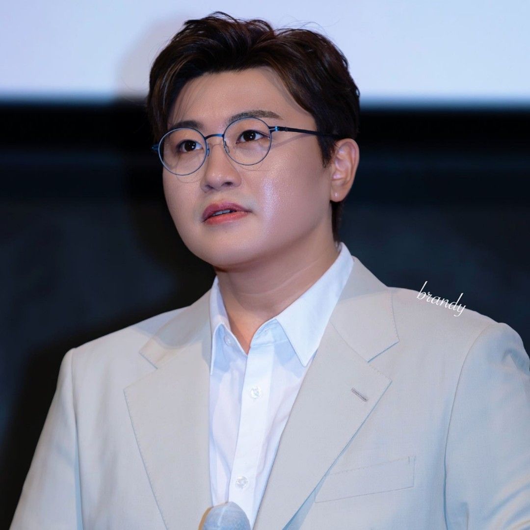 キム・ホジュンのビハインドカット