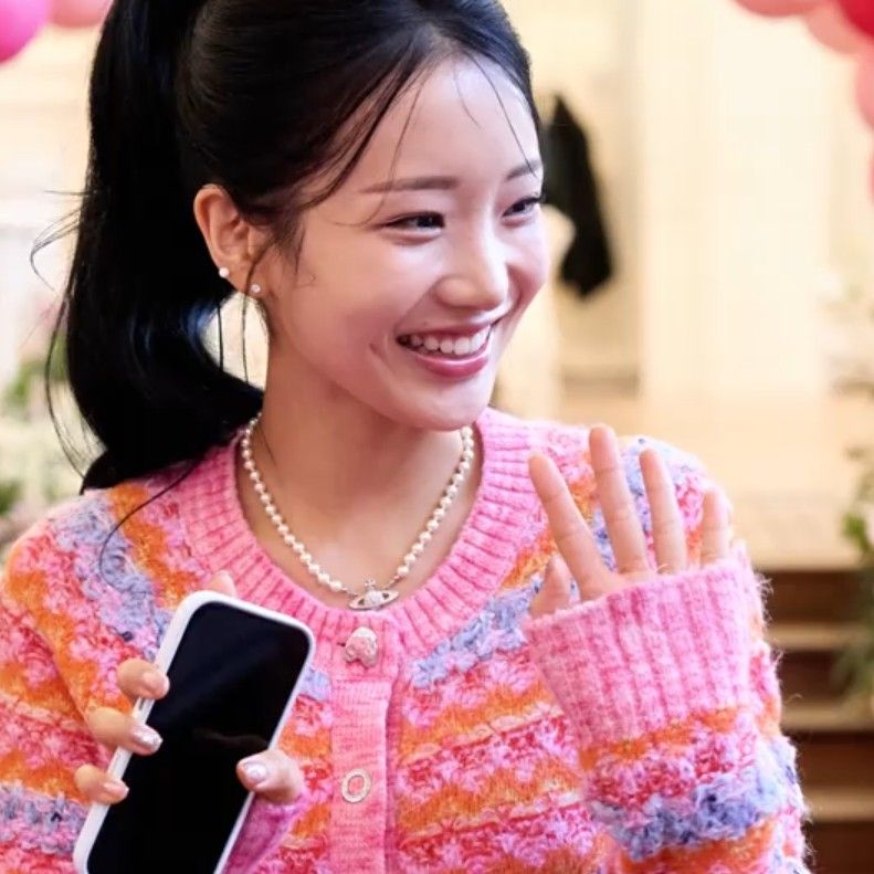 A moment captured by a fan of Kim Soyeon (2004)