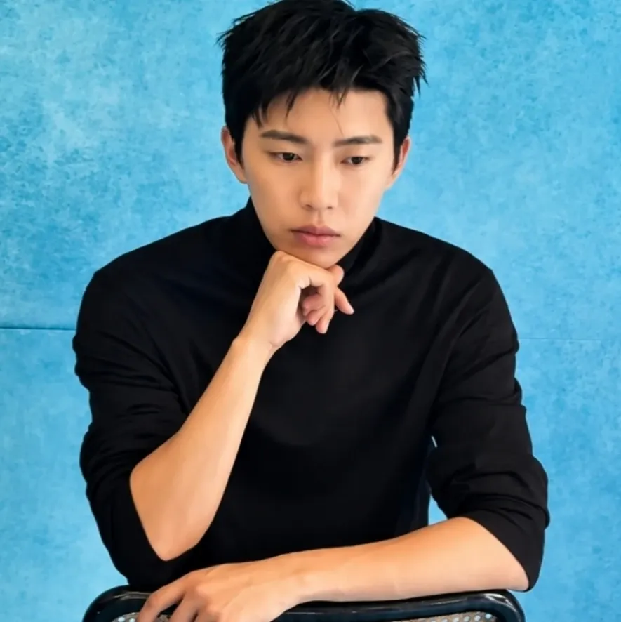 Recent activity shot of Lim Youngwoong