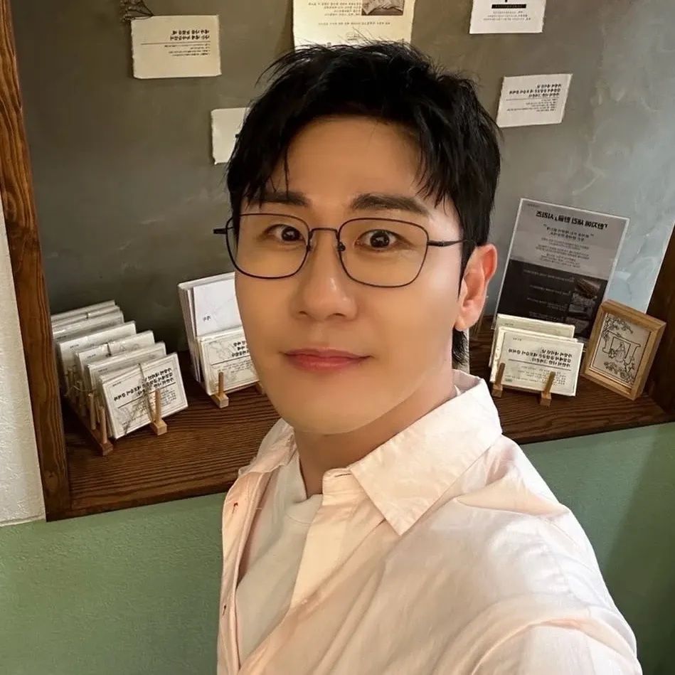 영탁의 비하인드 컷