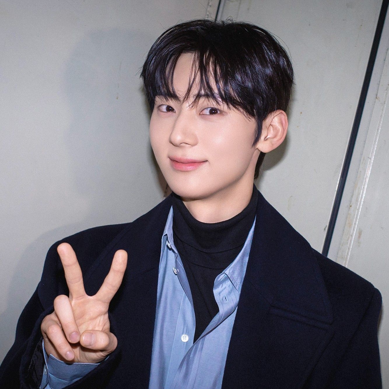 황민현 최근 활동샷