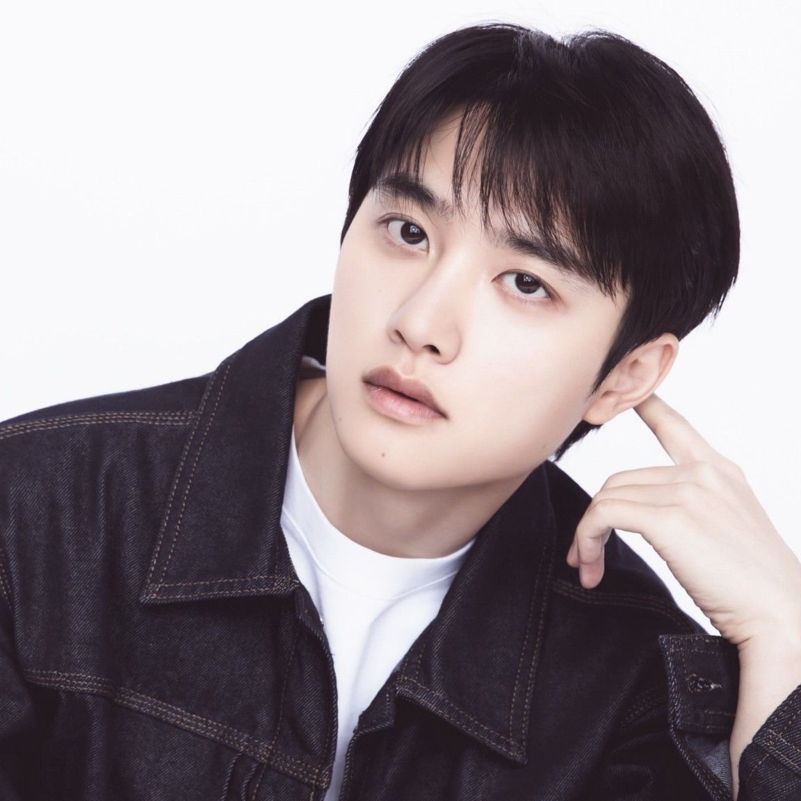 都暻秀 (D.O.)的最新照片