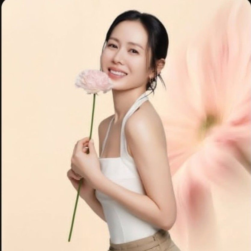 Foto terbaru dari Son Yejin