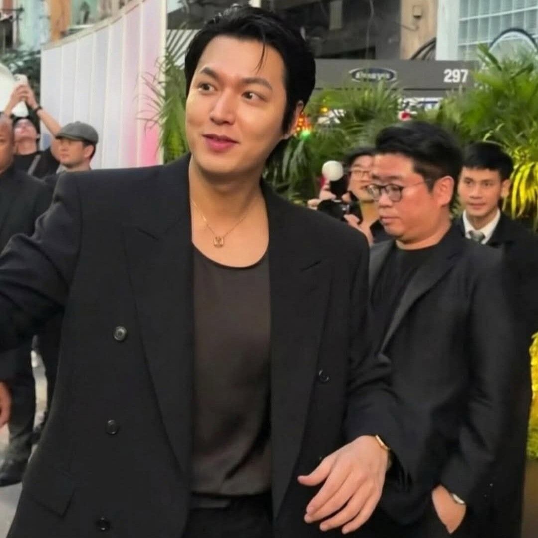 李敏镐的近期活动照