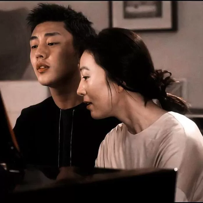 Latest photo of Kim Heeae