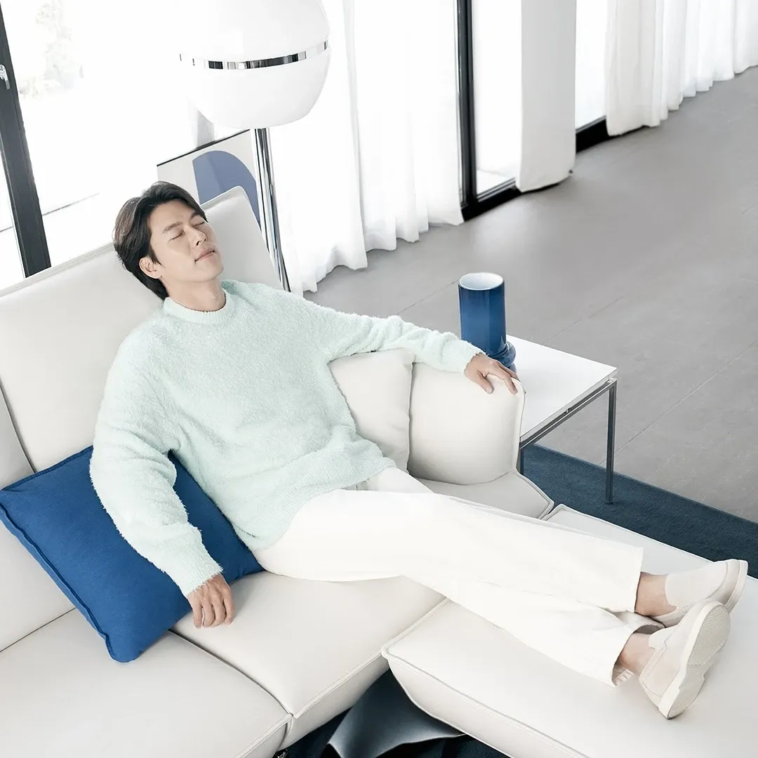 Momen yang diabadikan oleh penggemar Hyun Bin