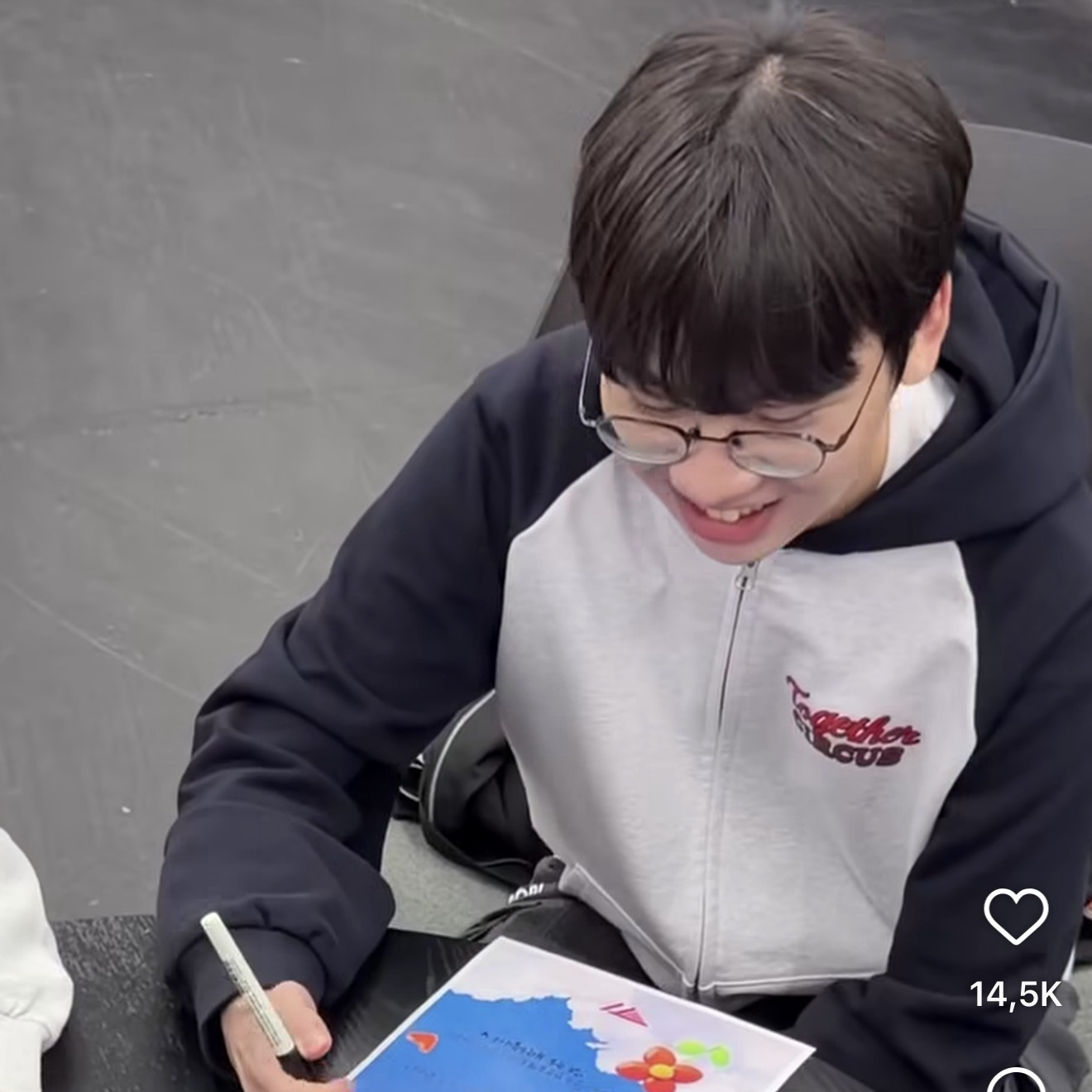 Behind-the-scenes cut of Doran