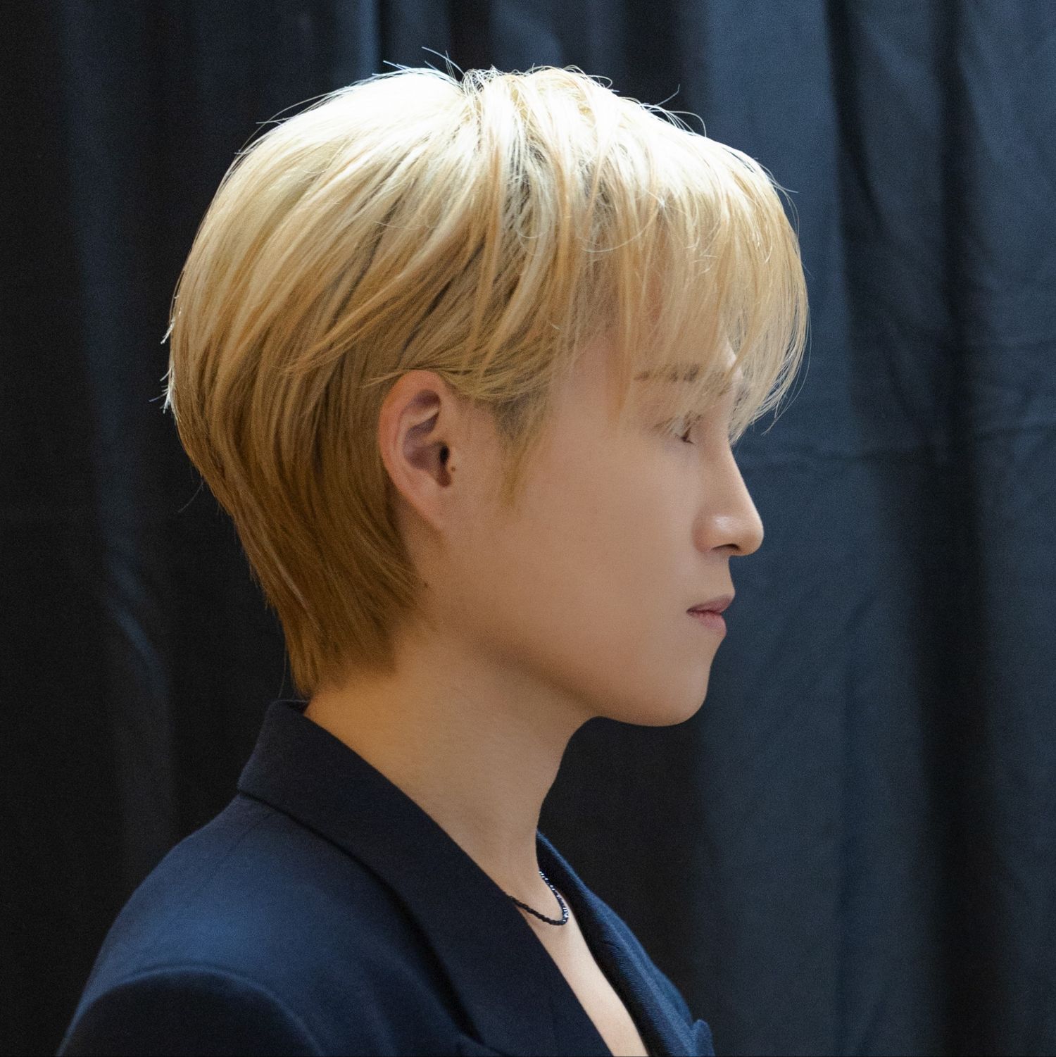 金熙栽的最新照片