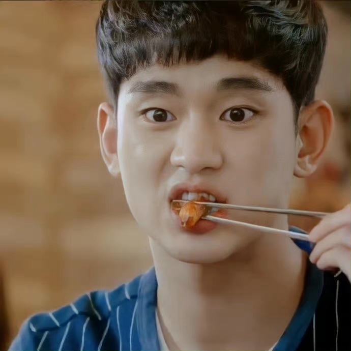 ファンが撮影したキム・スヒョンの瞬間