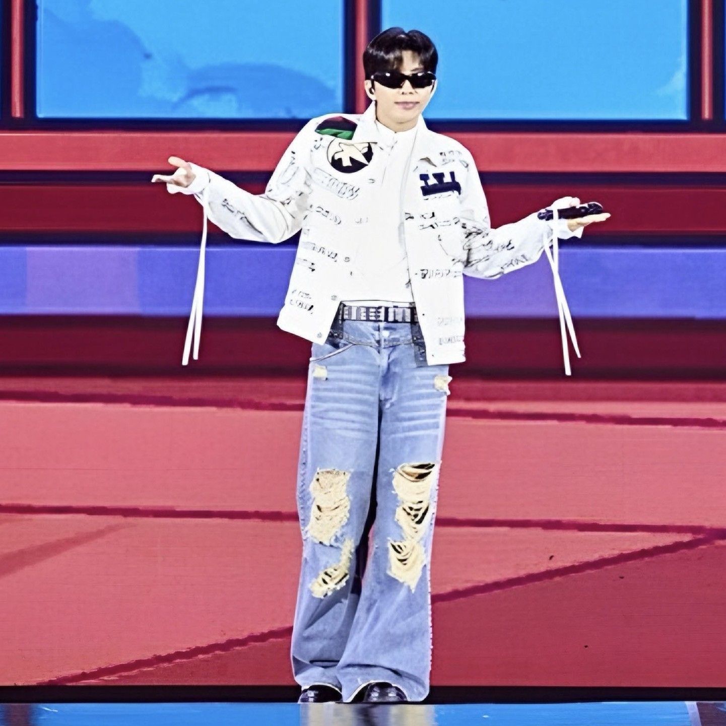 Foto kegiatan terbaru dari Lim Youngwoong