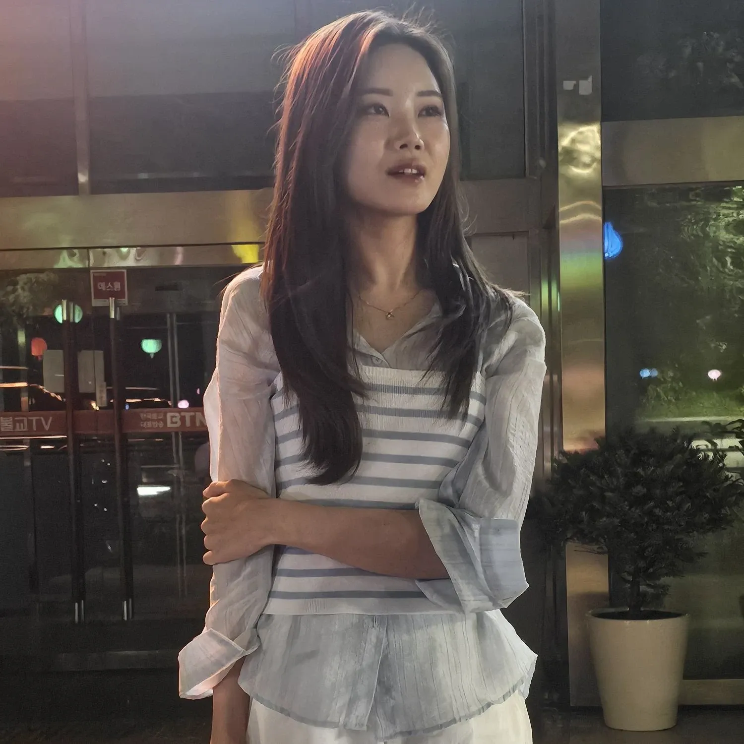 A moment captured by a fan of Bae Ahyeon