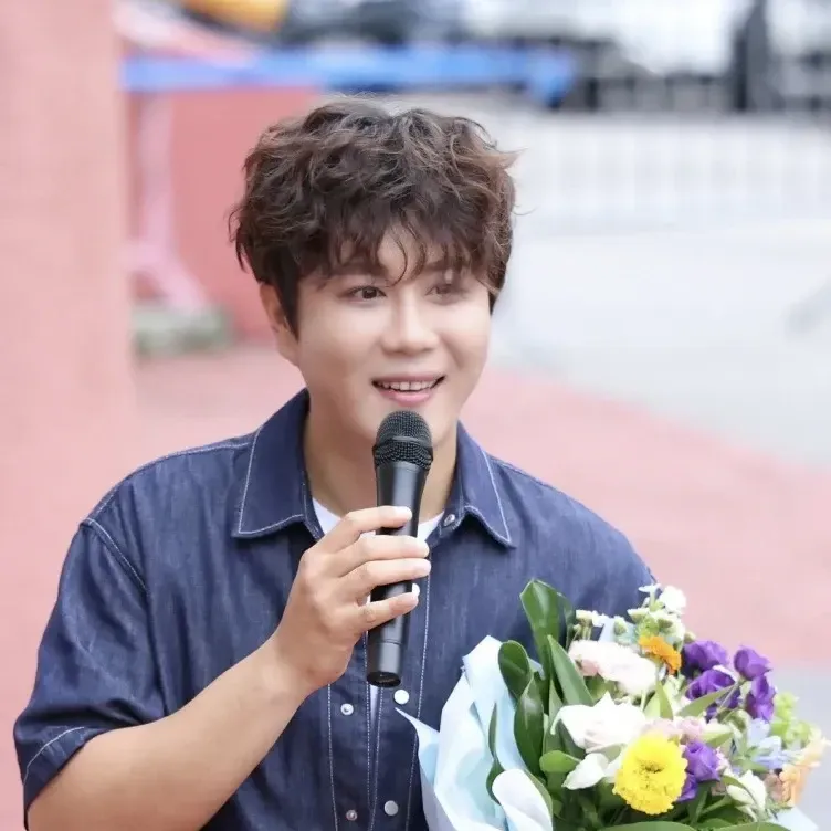 Recent activity shot of Jin Haesung