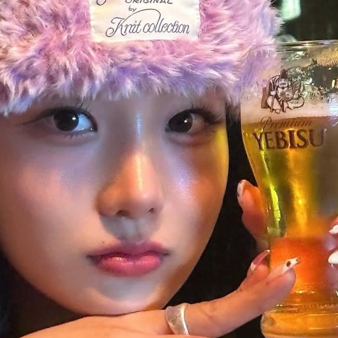 Recent activity shot of Kim Soyeon (2004)