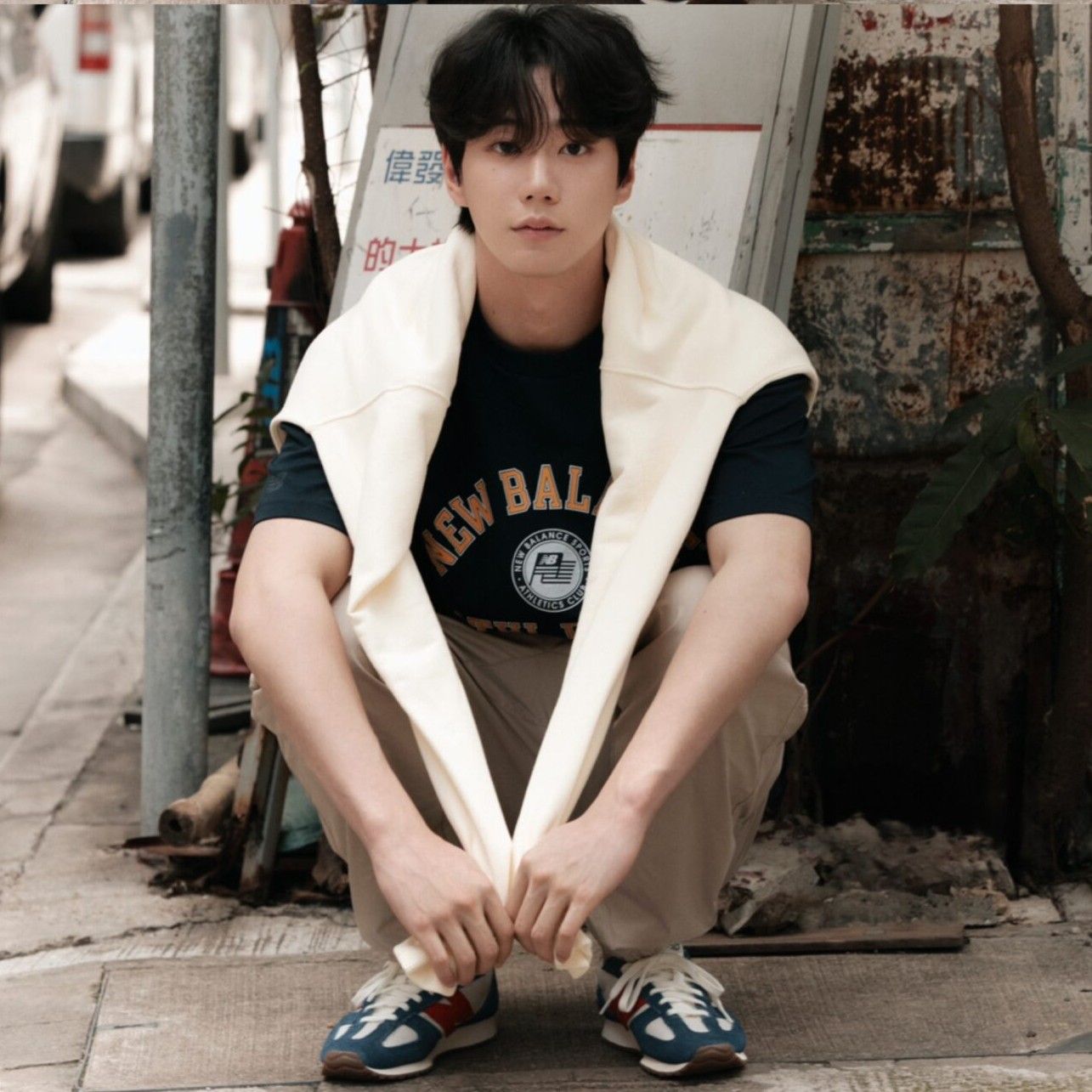 Behind-the-scenes cut of Lee Junyoung