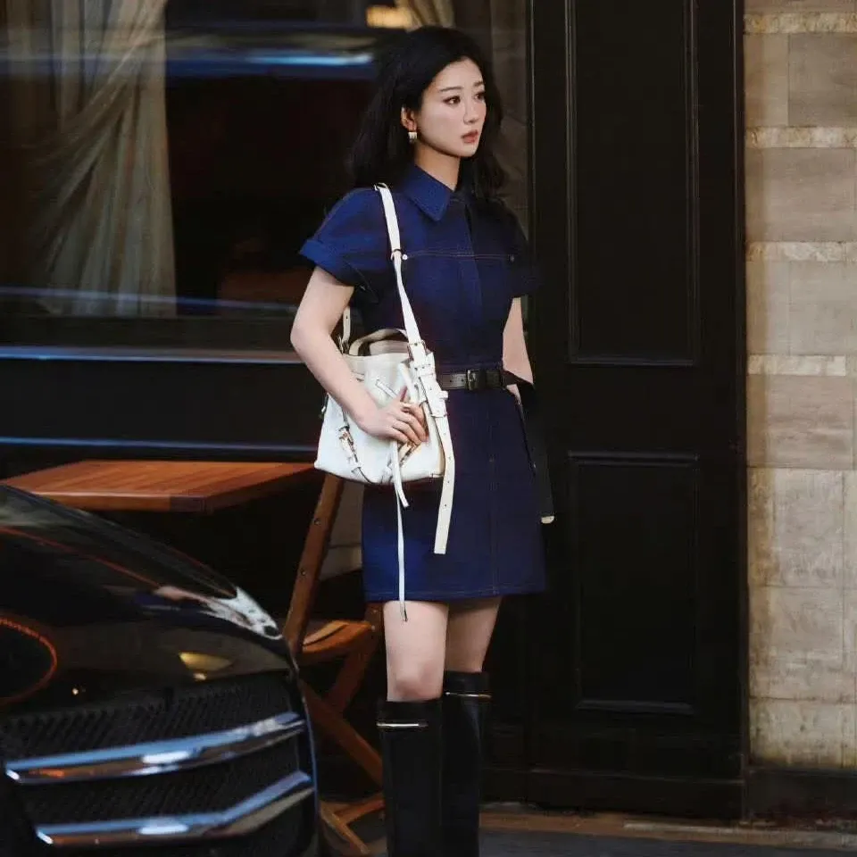 Behind-the-scenes cut of Yang Zi