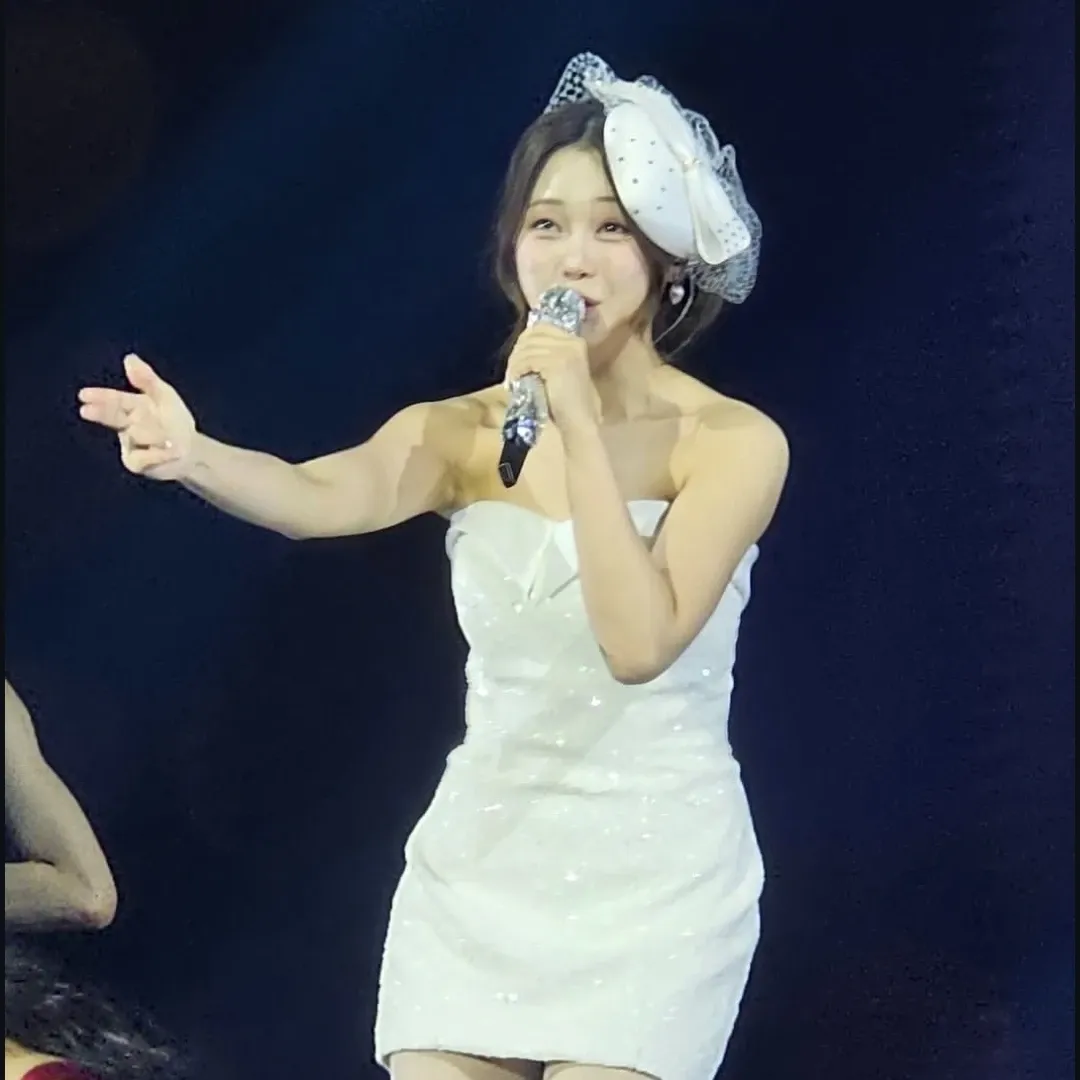 Foto terbaru dari Hong Jiyoon