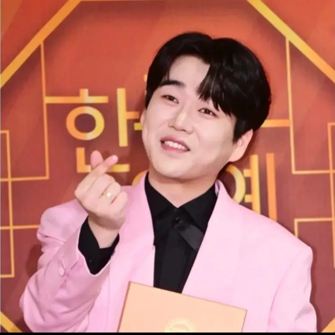 Recent activity shot of Hwang Youngwoong