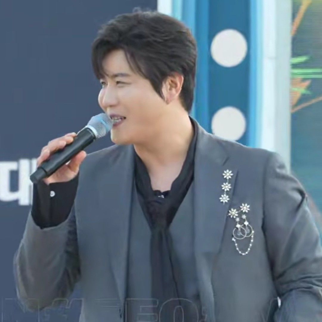 진해성 최근 활동샷