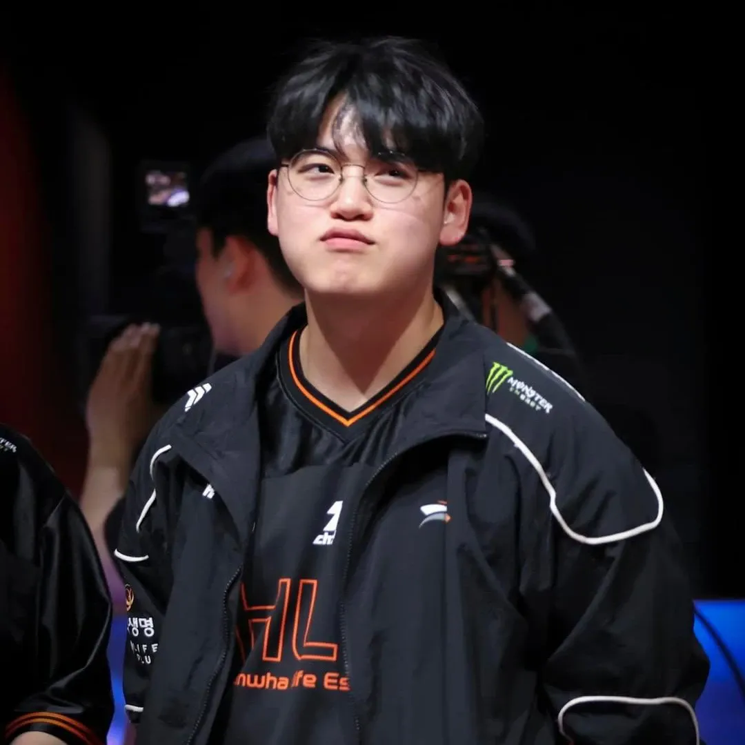 Recent activity shot of Gumayusi