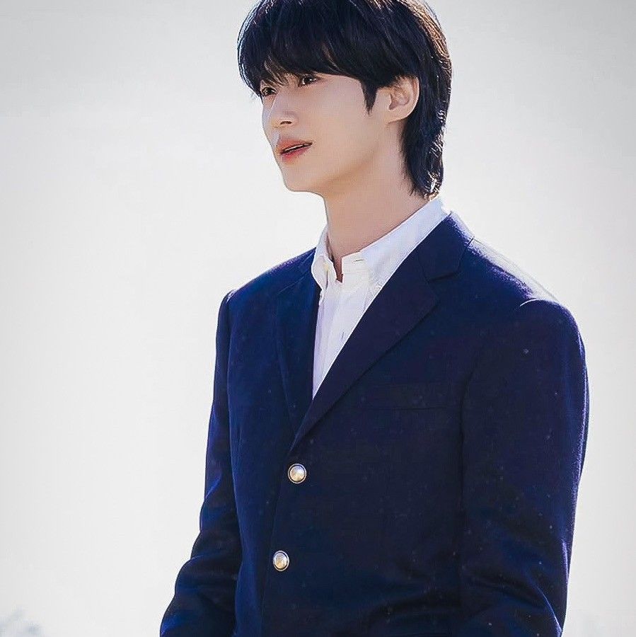 변우석의 비하인드 컷