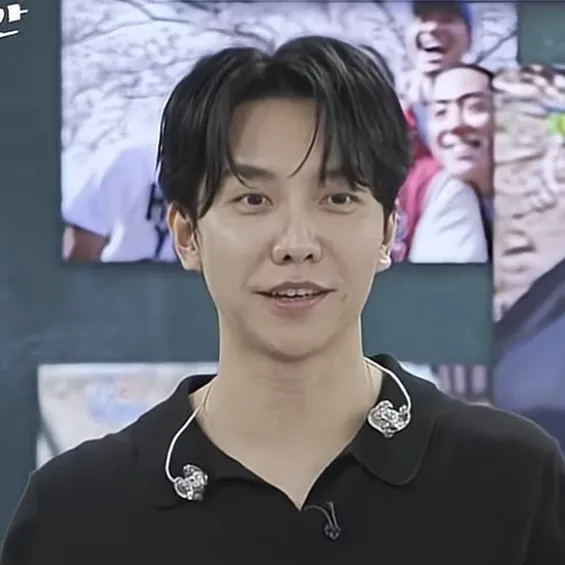 A moment captured by a fan of Lee Seunggi