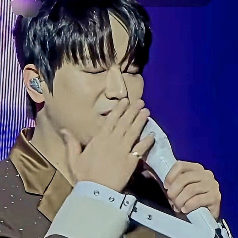 Foto terbaru dari Lee Chanwon