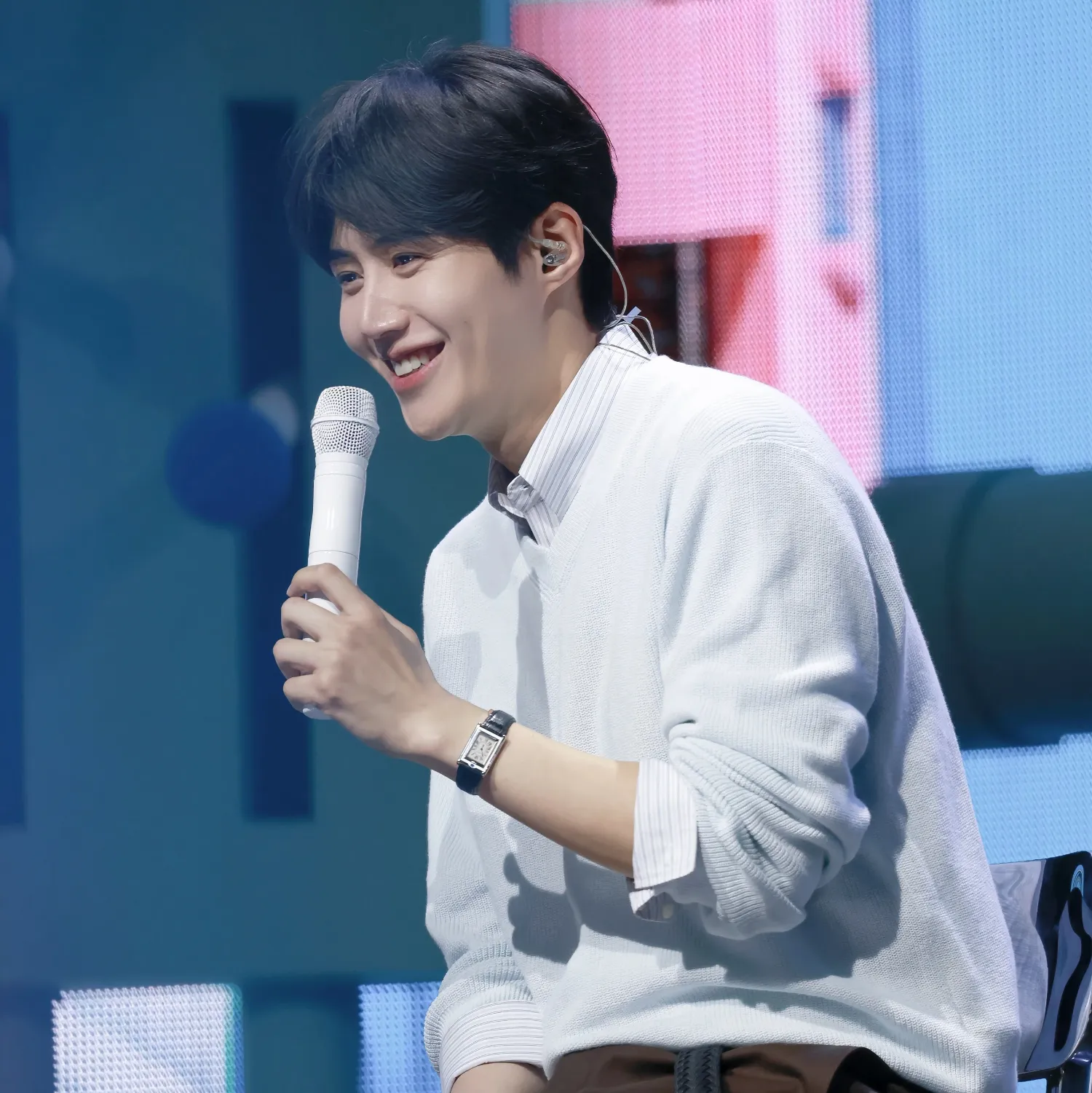 A moment captured by a fan of Kim Seonho