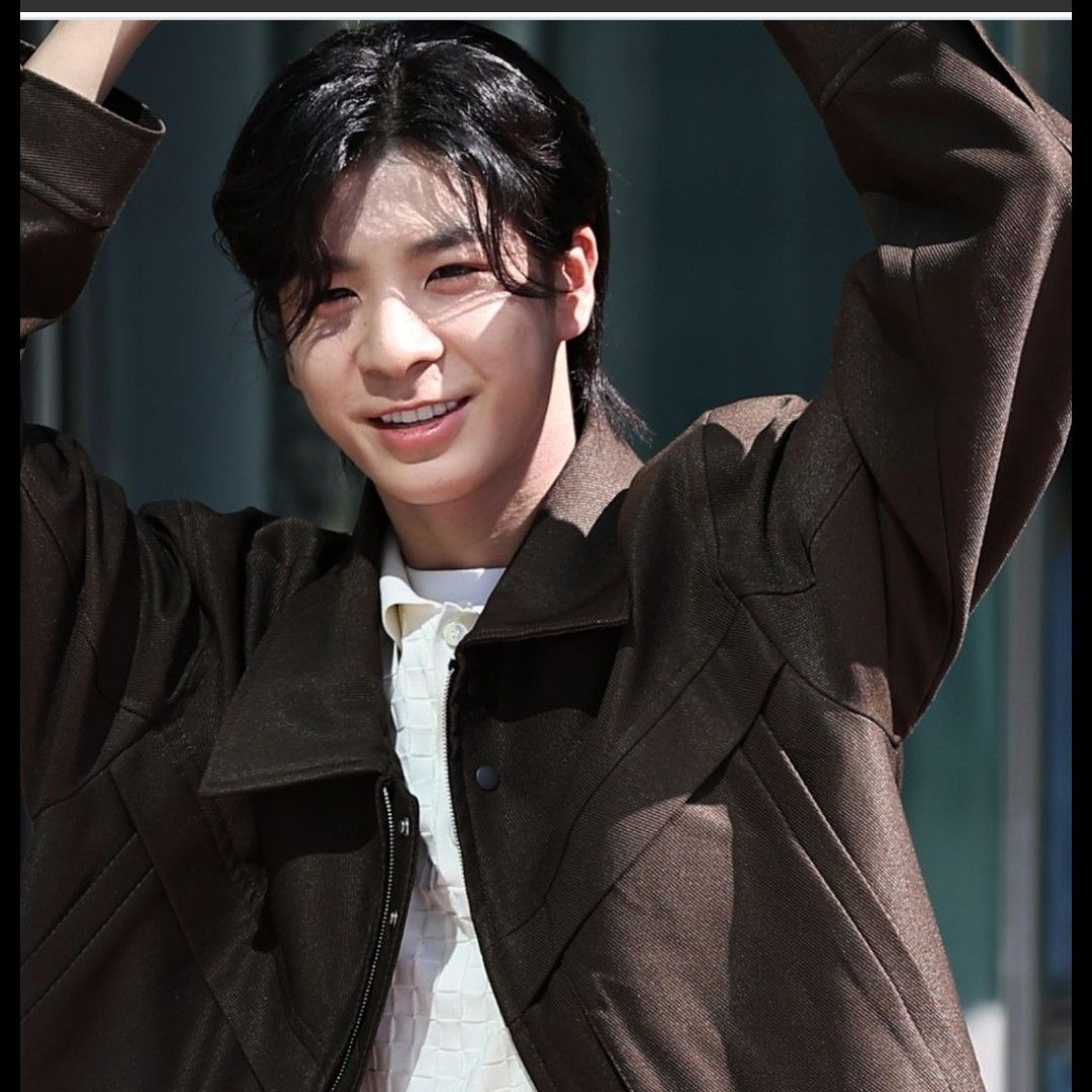 정동원 최근 활동샷