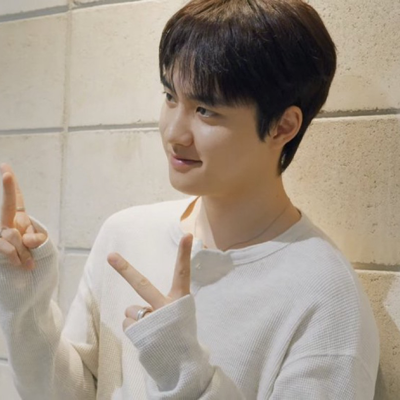 A moment captured by a fan of Doh Kyungsoo (D.O.)