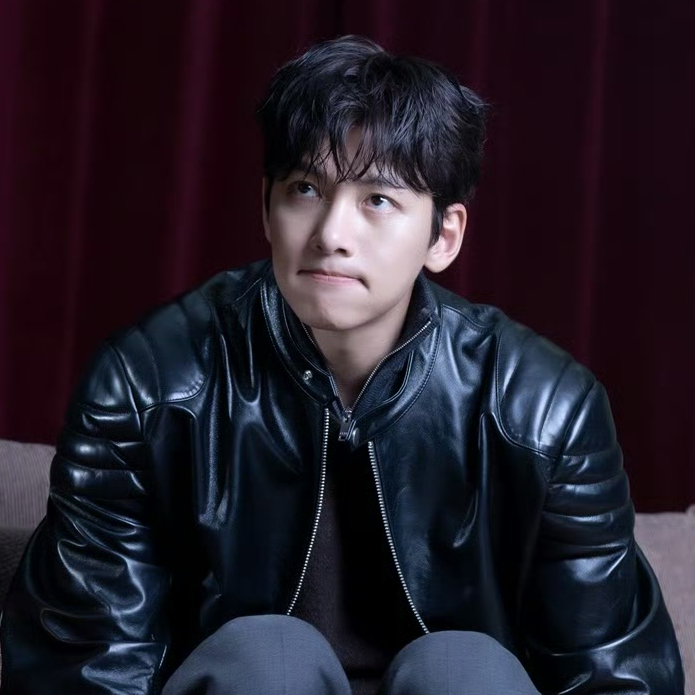 粉丝拍下的池昌旭瞬间