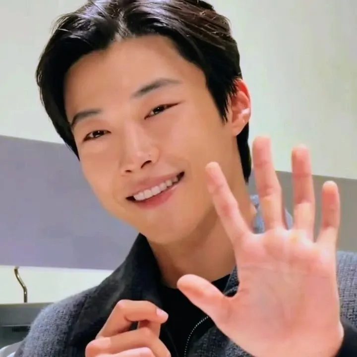 Recent activity shot of Woo Dohwan