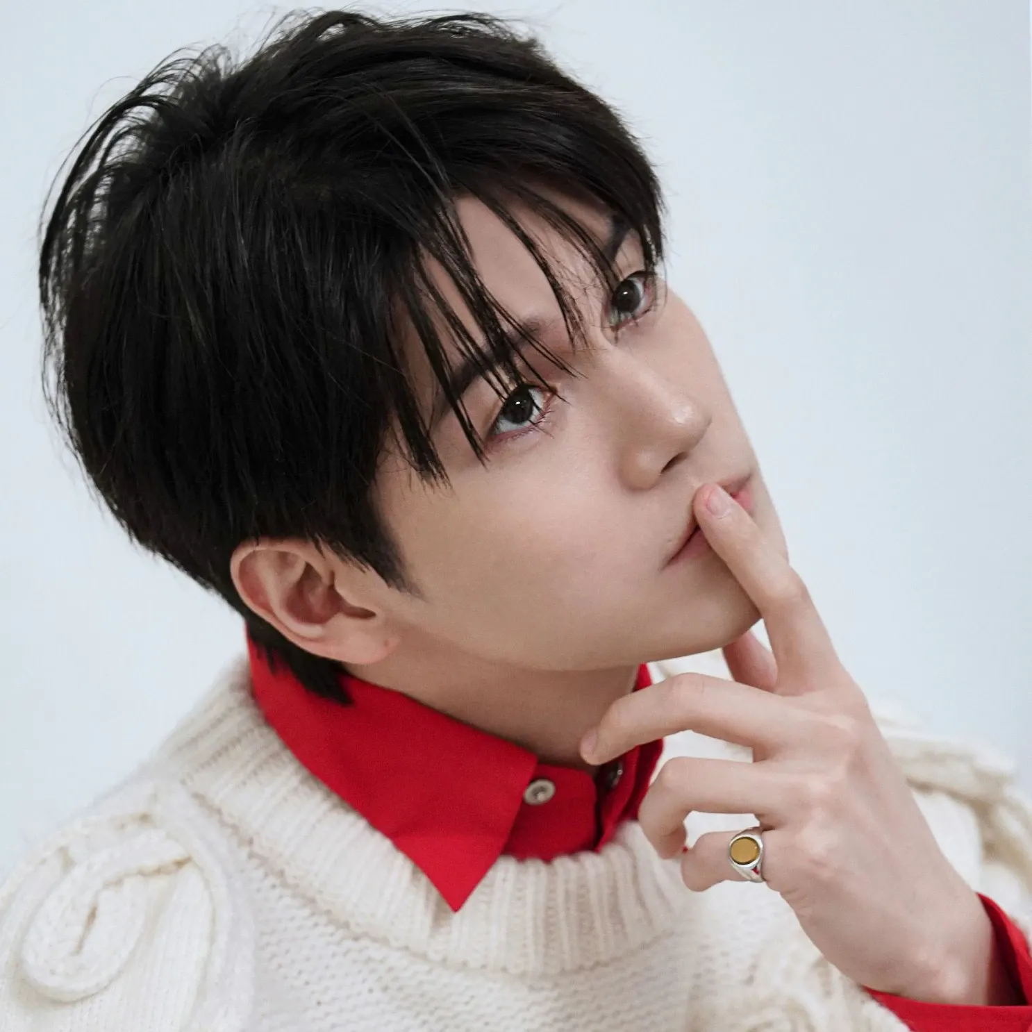 Foto terbaru dari Ong Seongwu