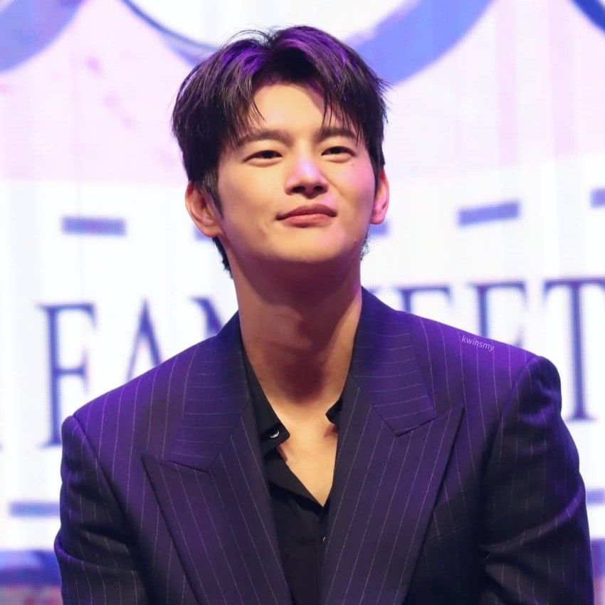 ソ・イングクのビハインドカット