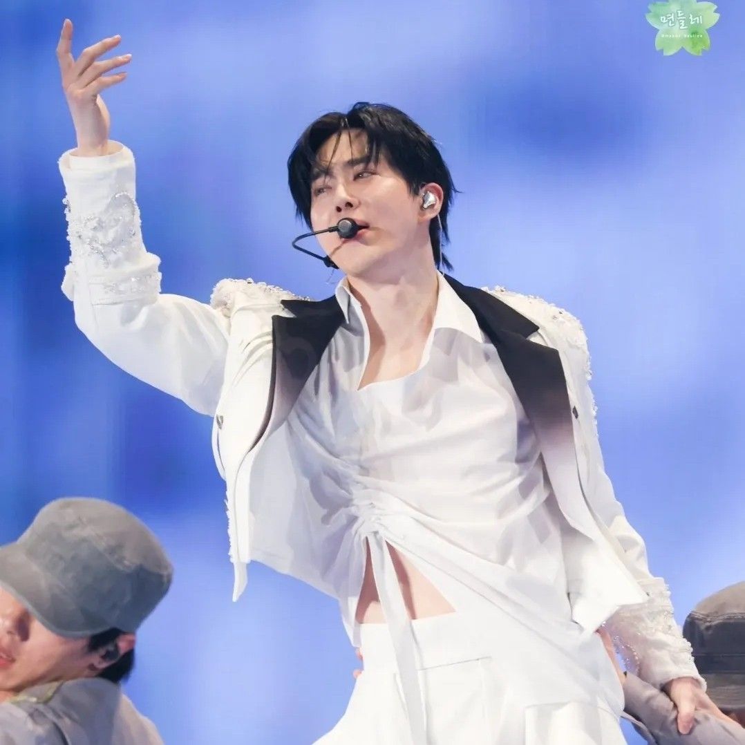 粉絲拍下的Suho瞬間