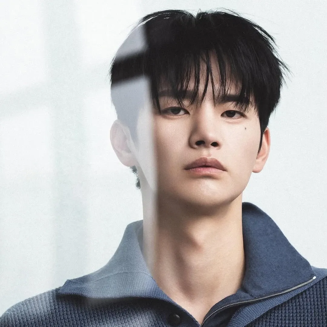 Recent activity shot of Seo Inguk