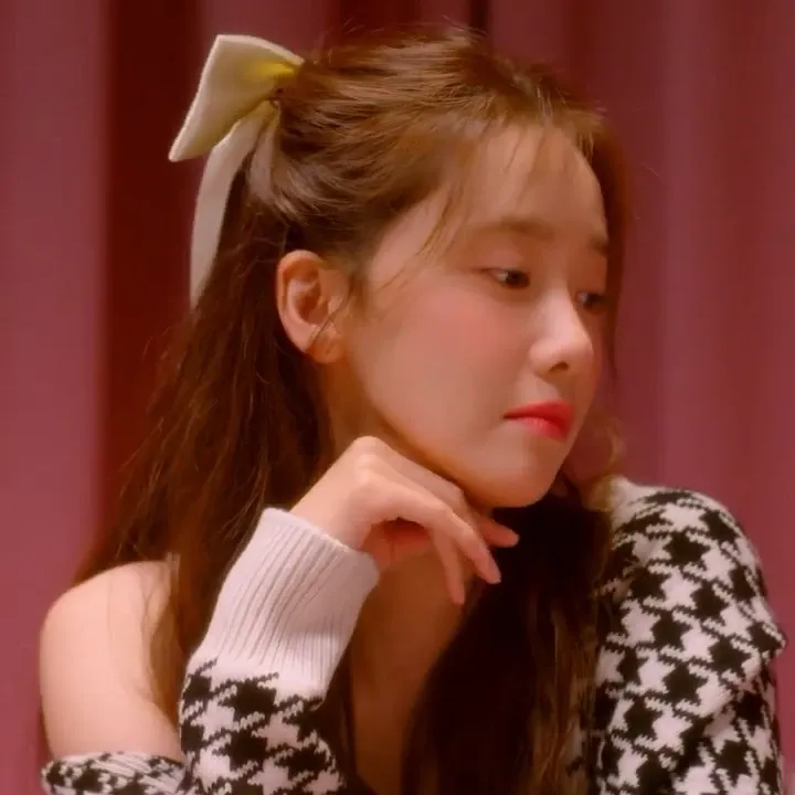 Behind-the-scenes cut of Yoona