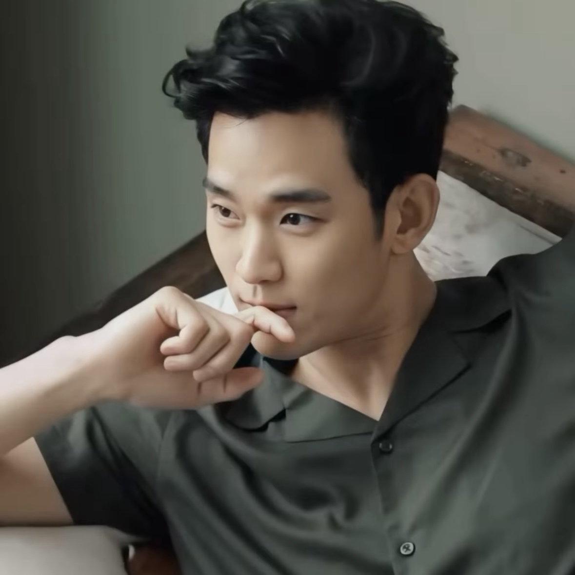 A moment captured by a fan of Kim Soohyun